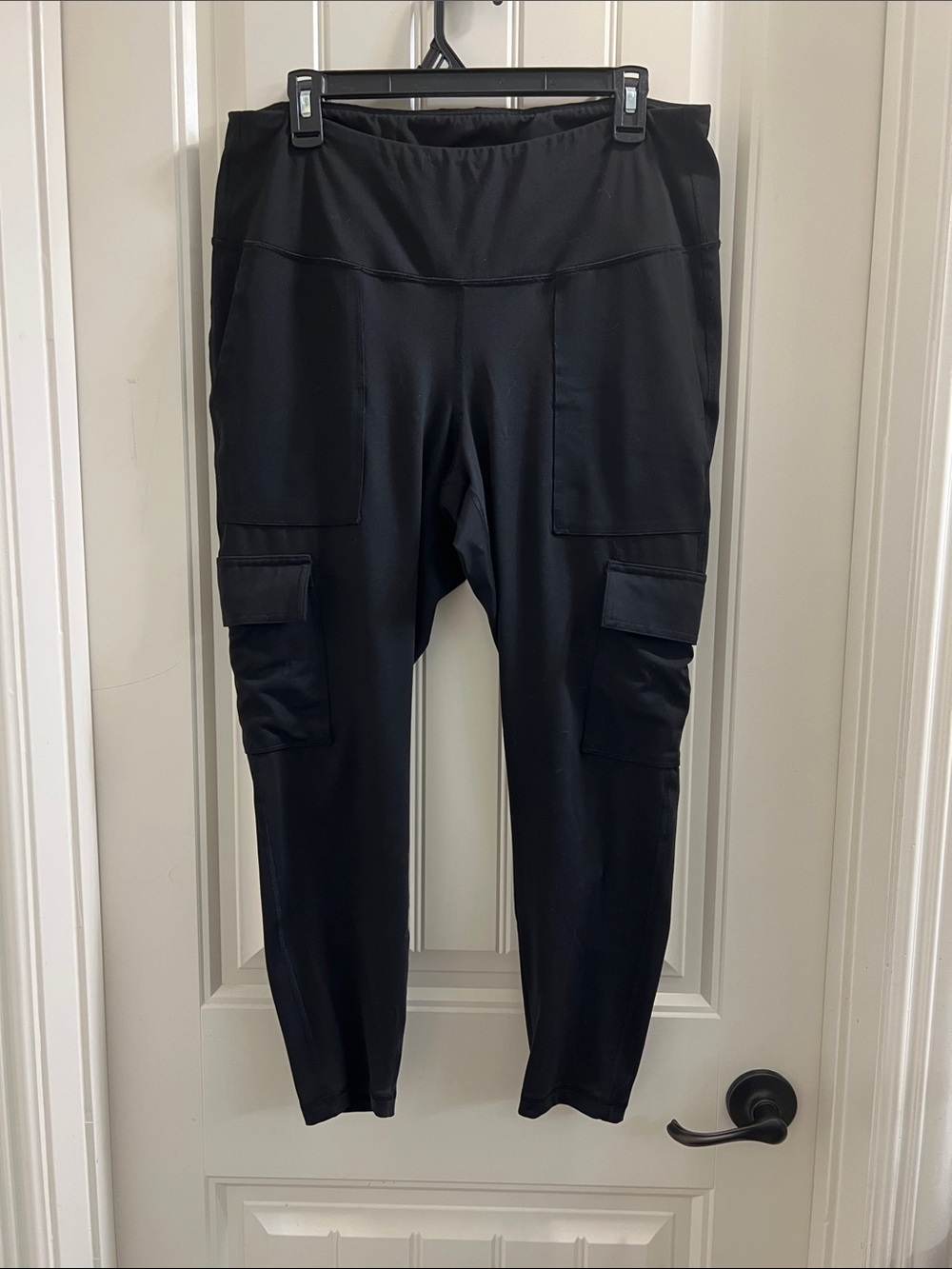 Old Navy Black Women's Cargo Leggings